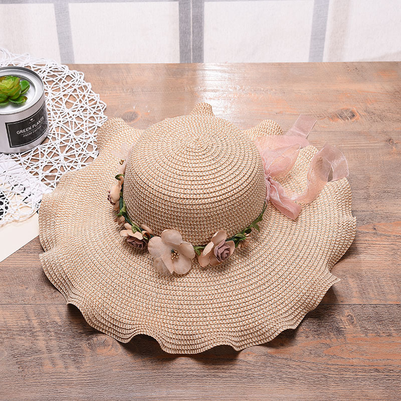 Hat Floppy Wide - ใหม่หมวกกันแดดฟลอปปี้สตรีเกาหลี - หมวกชายหาดฟางปีกกว้างพร้อมดอกไม้สําหรับการป้องกันแสงแดดกลางแจ้ง