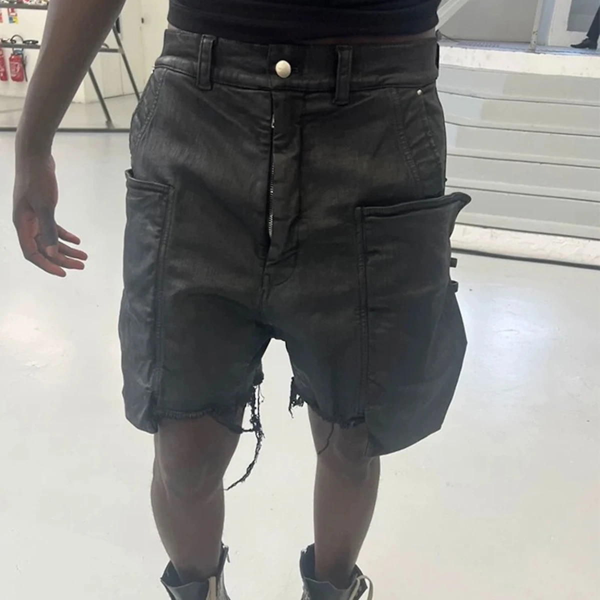 กางเกงยีนส์ขาสั้นสไตล์สตรีทแวร - Shorts Denim Frayed บทวิจารณ์และราคา